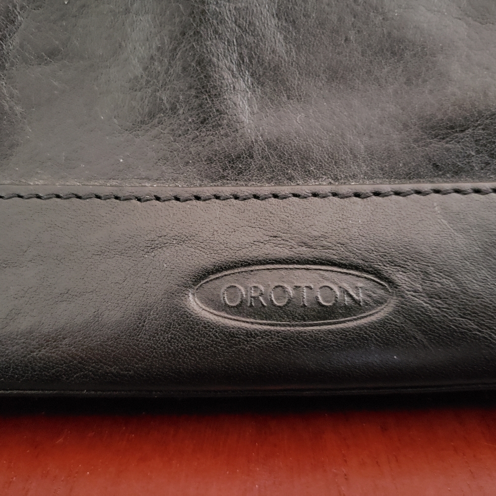 Oroton Handbag - Picture 3 of 6